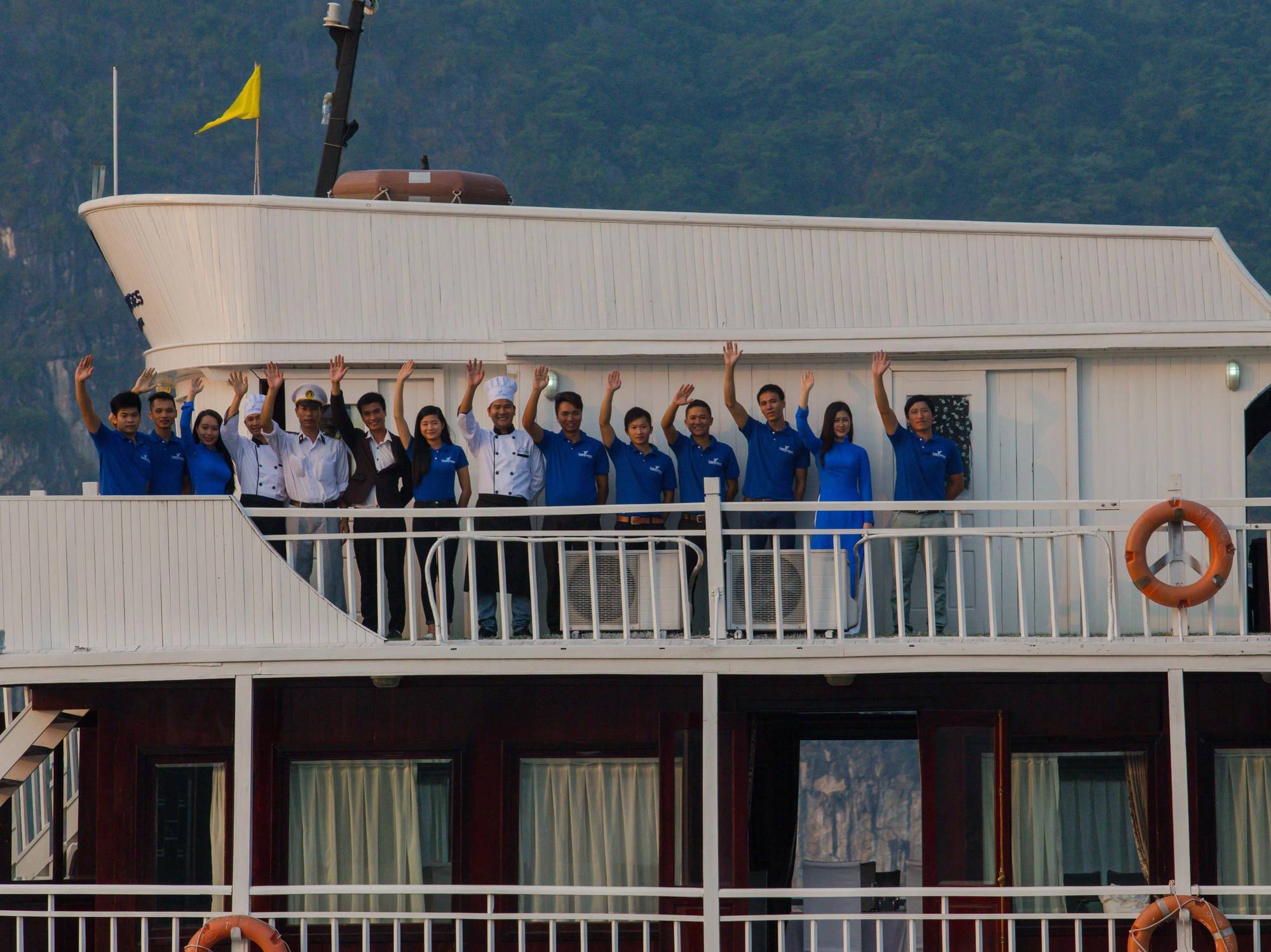 Flamingo Luxury Cruises Hotel Ha Long Buitenkant foto