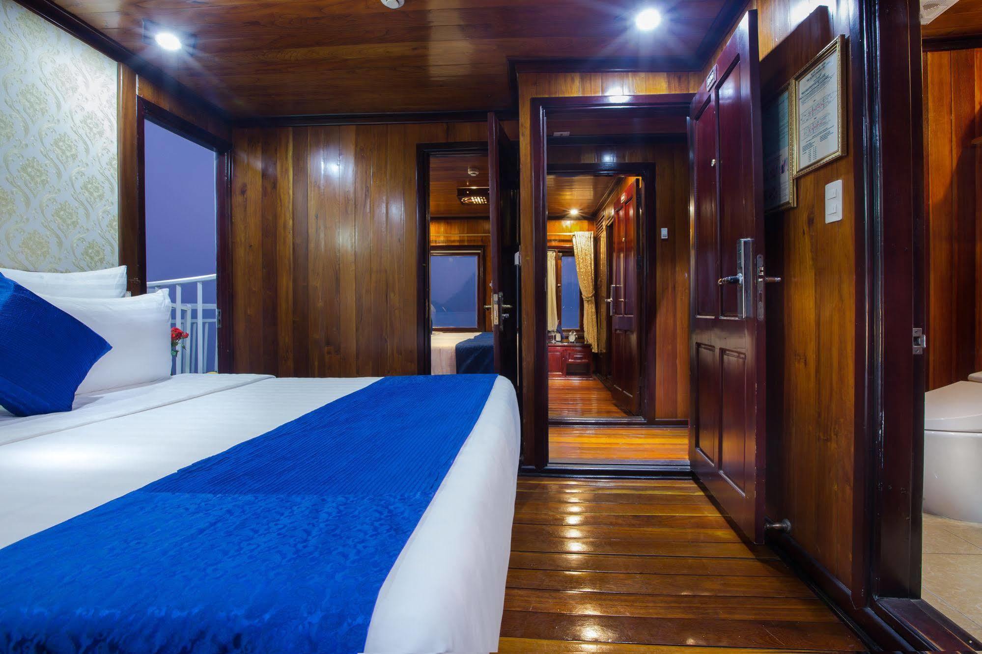 Flamingo Luxury Cruises Hotel Ha Long Buitenkant foto