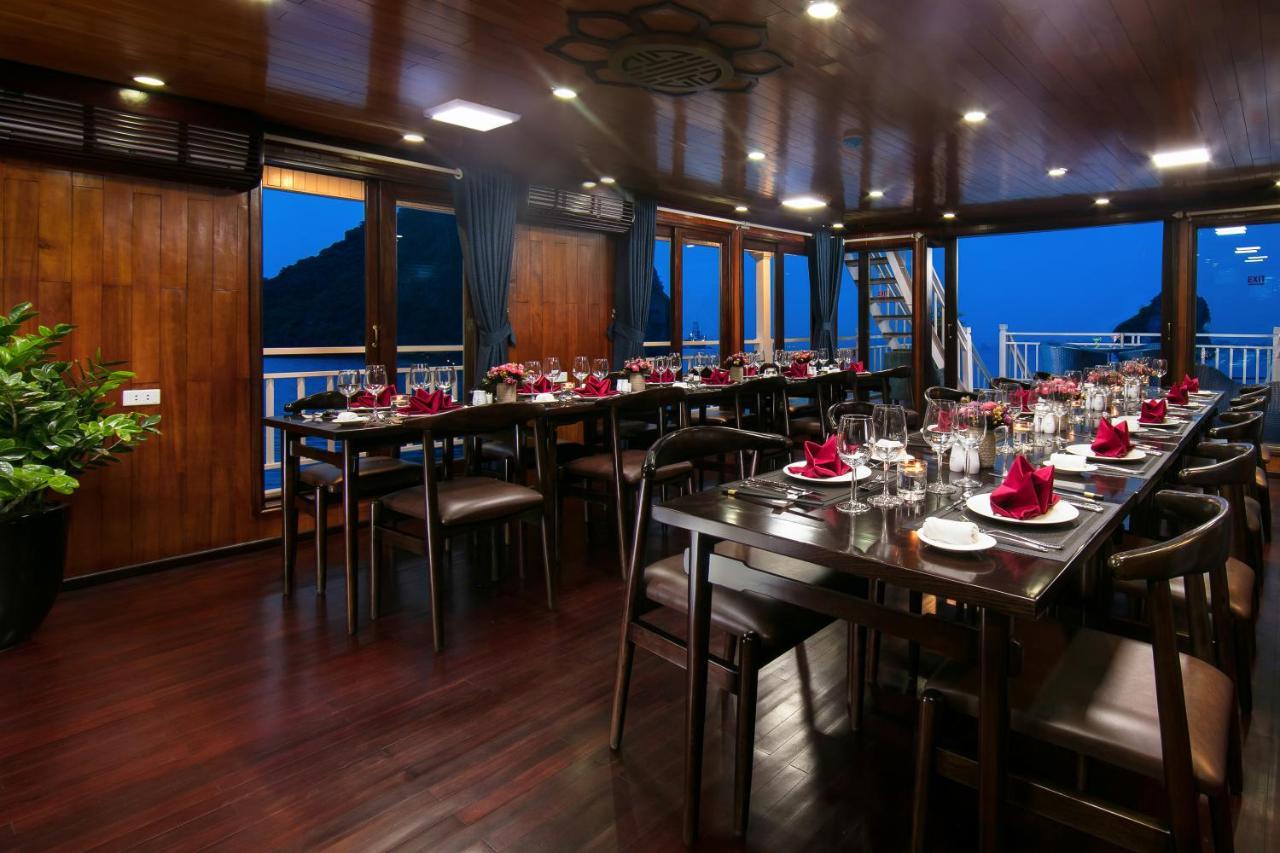 Flamingo Luxury Cruises Hotel Ha Long Buitenkant foto