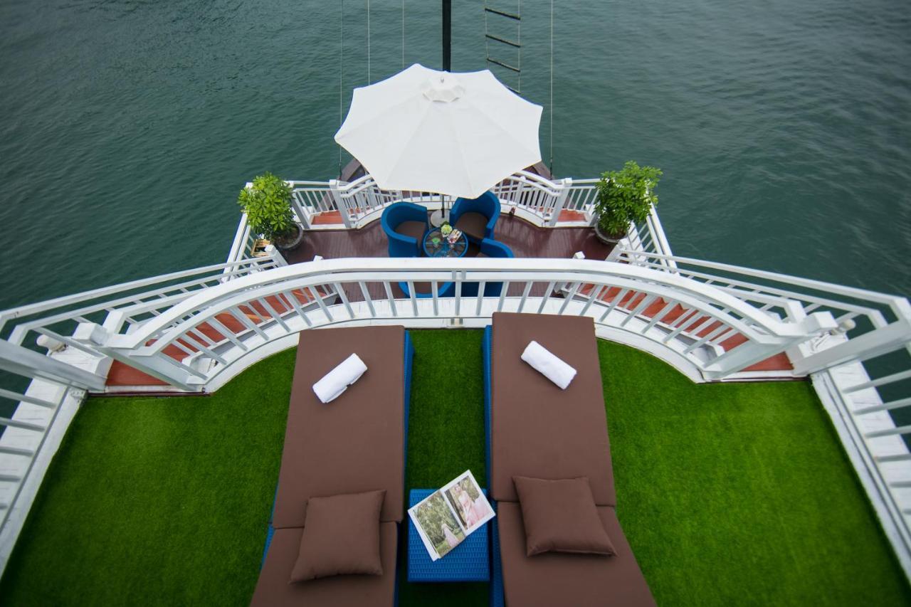 Flamingo Luxury Cruises Hotel Ha Long Buitenkant foto