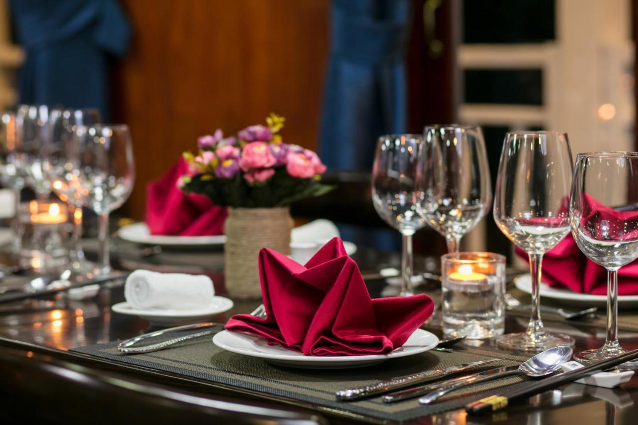 Flamingo Luxury Cruises Hotel Ha Long Buitenkant foto