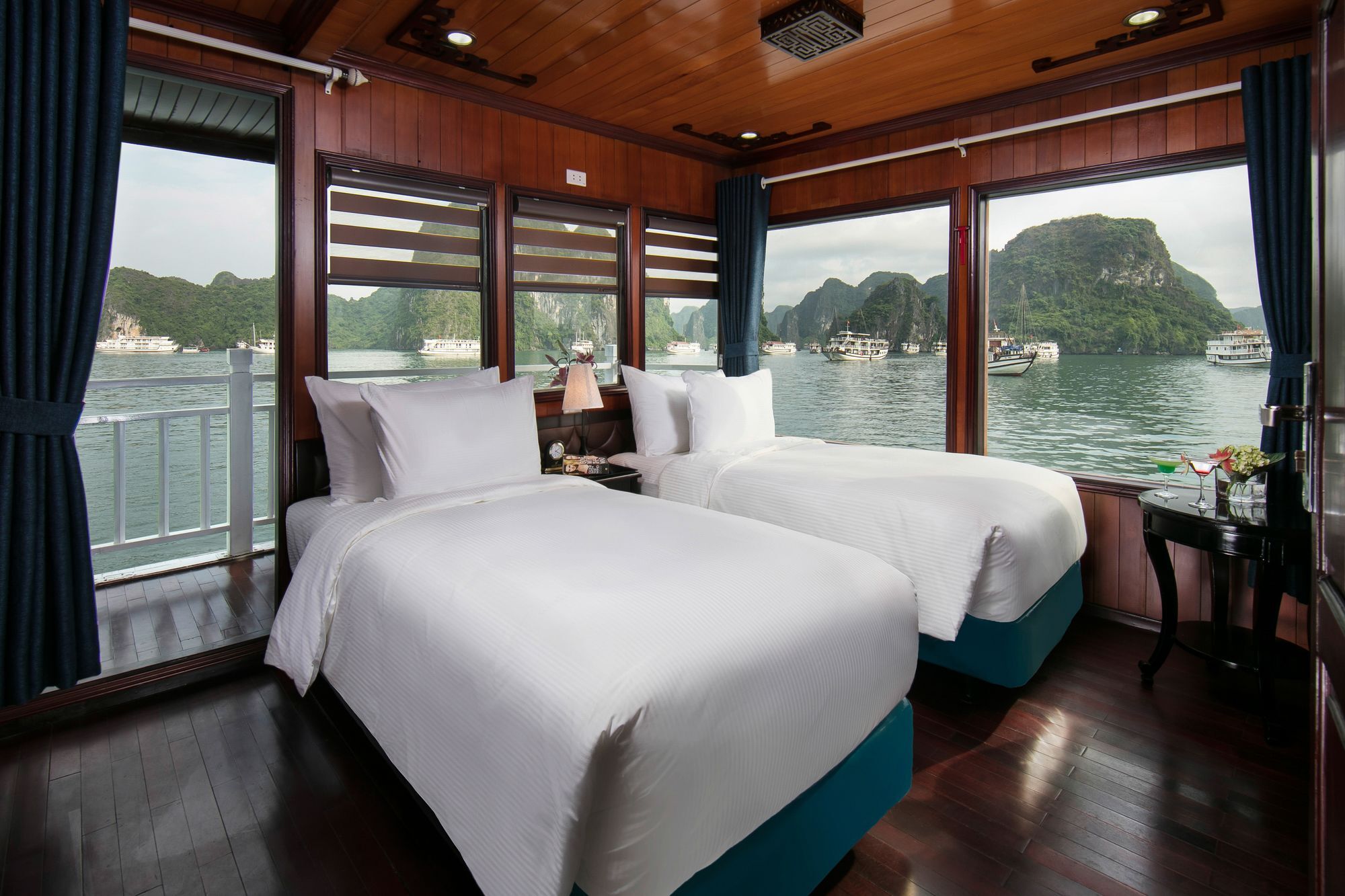 Flamingo Luxury Cruises Hotel Ha Long Buitenkant foto