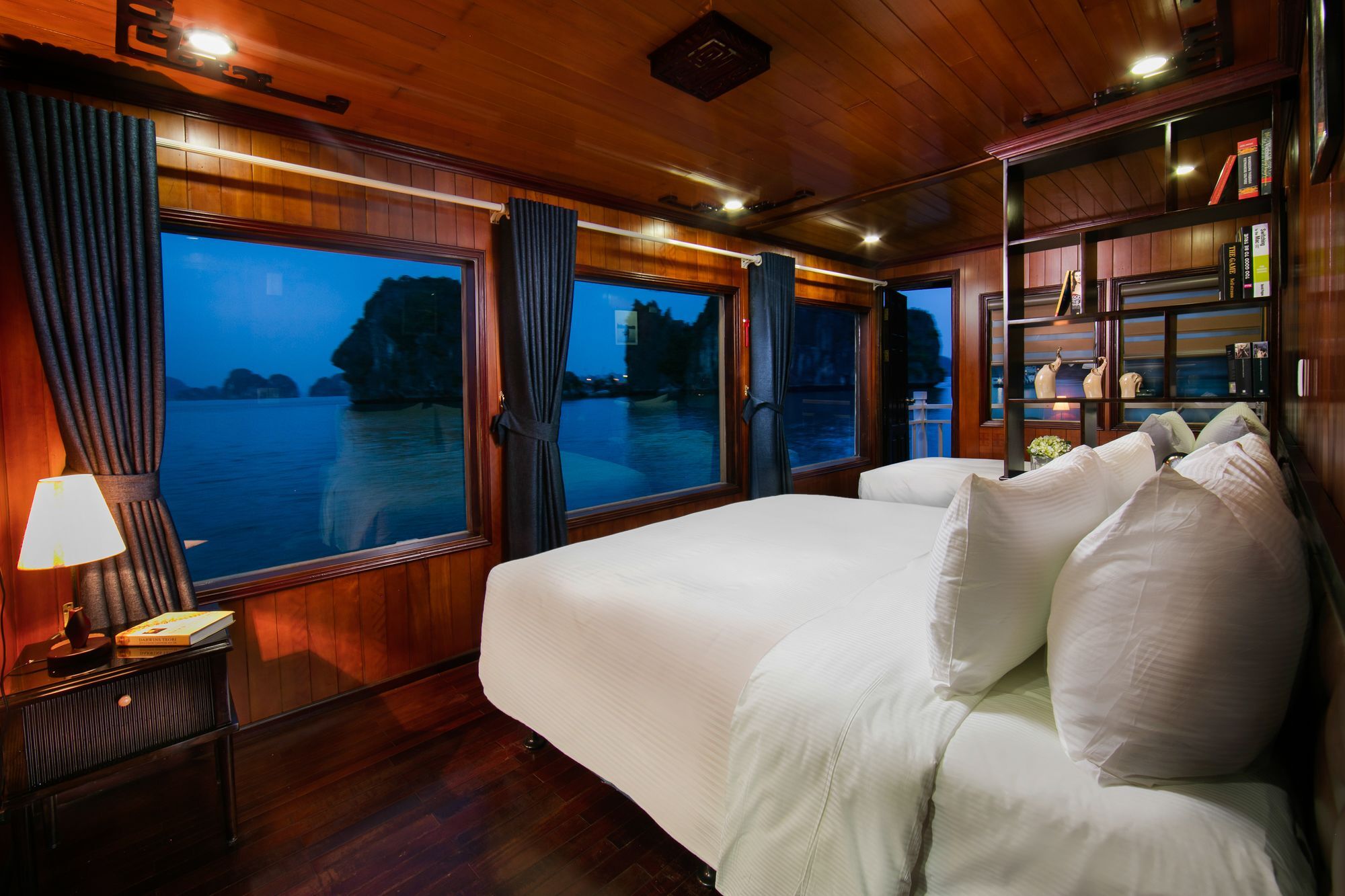 Flamingo Luxury Cruises Hotel Ha Long Buitenkant foto